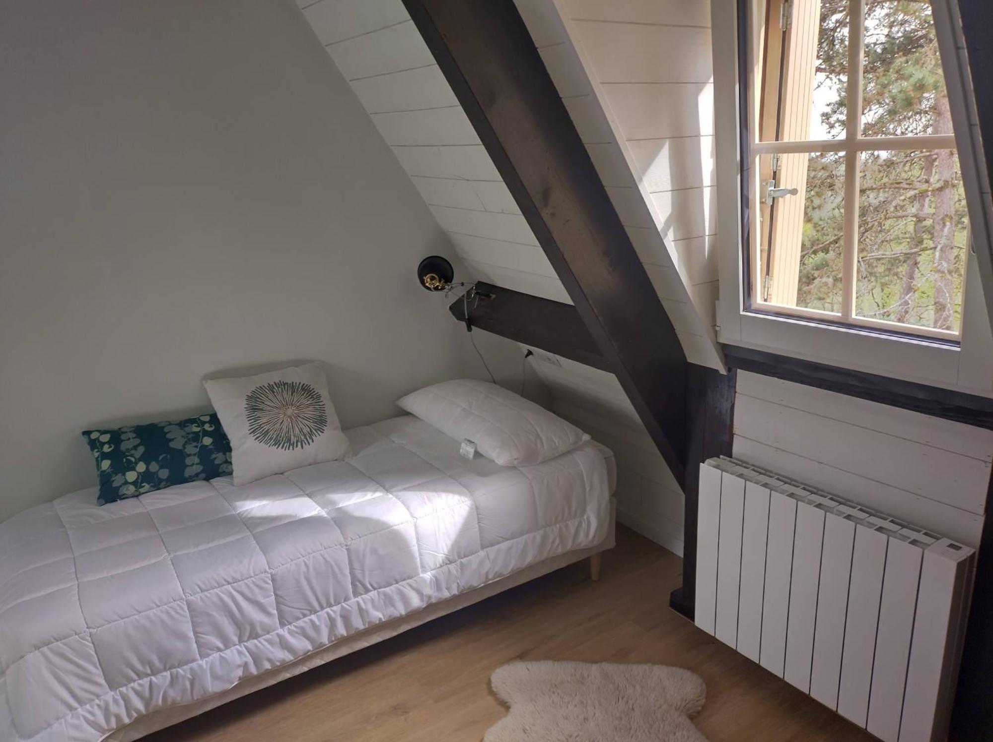 Les Bernardies Simeyrols Room photo