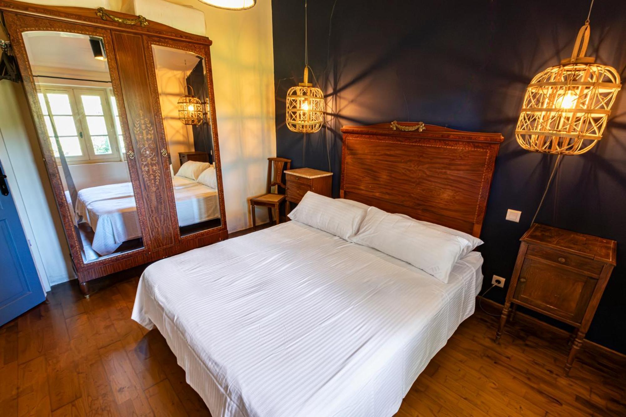 Les Bernardies Simeyrols Room photo