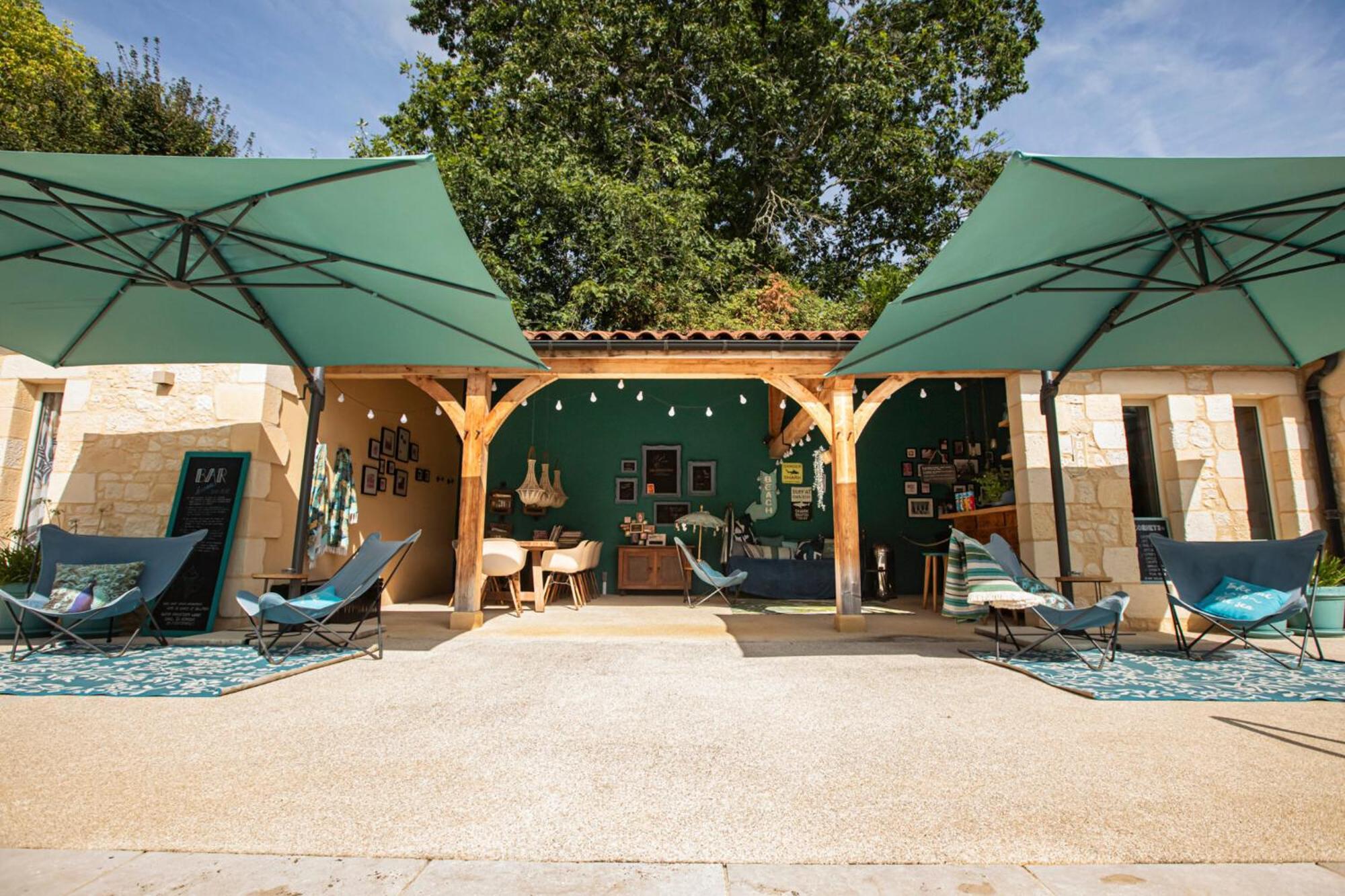 Les Bernardies Simeyrols Exterior photo